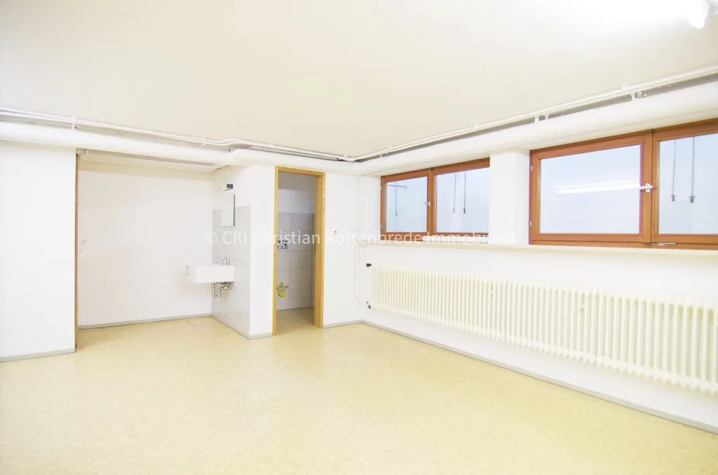 Immobilienangebot - Bobingen - Alle - Großzügige, ebenerdige Gewerbefläche in Bobingen - ideal für Kanzlei, Ing.-Büro, Personalwohnheim