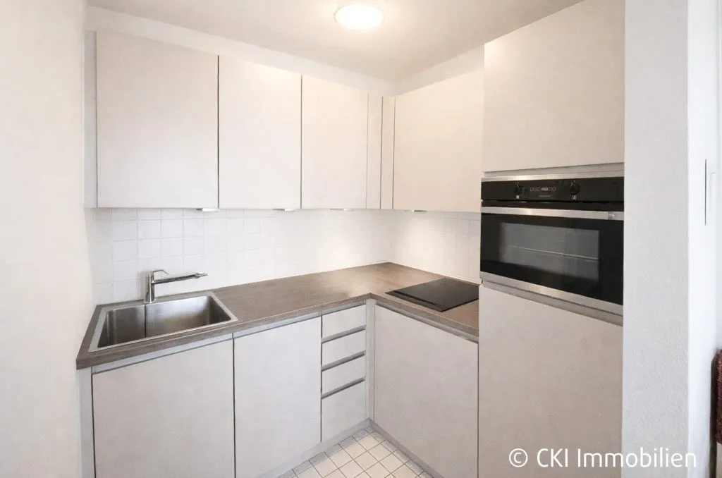 Immobilienangebot - Höhenkirchen-Siegertsbrunn - Alle - Frei ab 1.8.26! 
Helle 2 Zi.-ETW mit Westbalkon 
in Höhenkirchen-Siegertsbrunn 
im Lkr. München