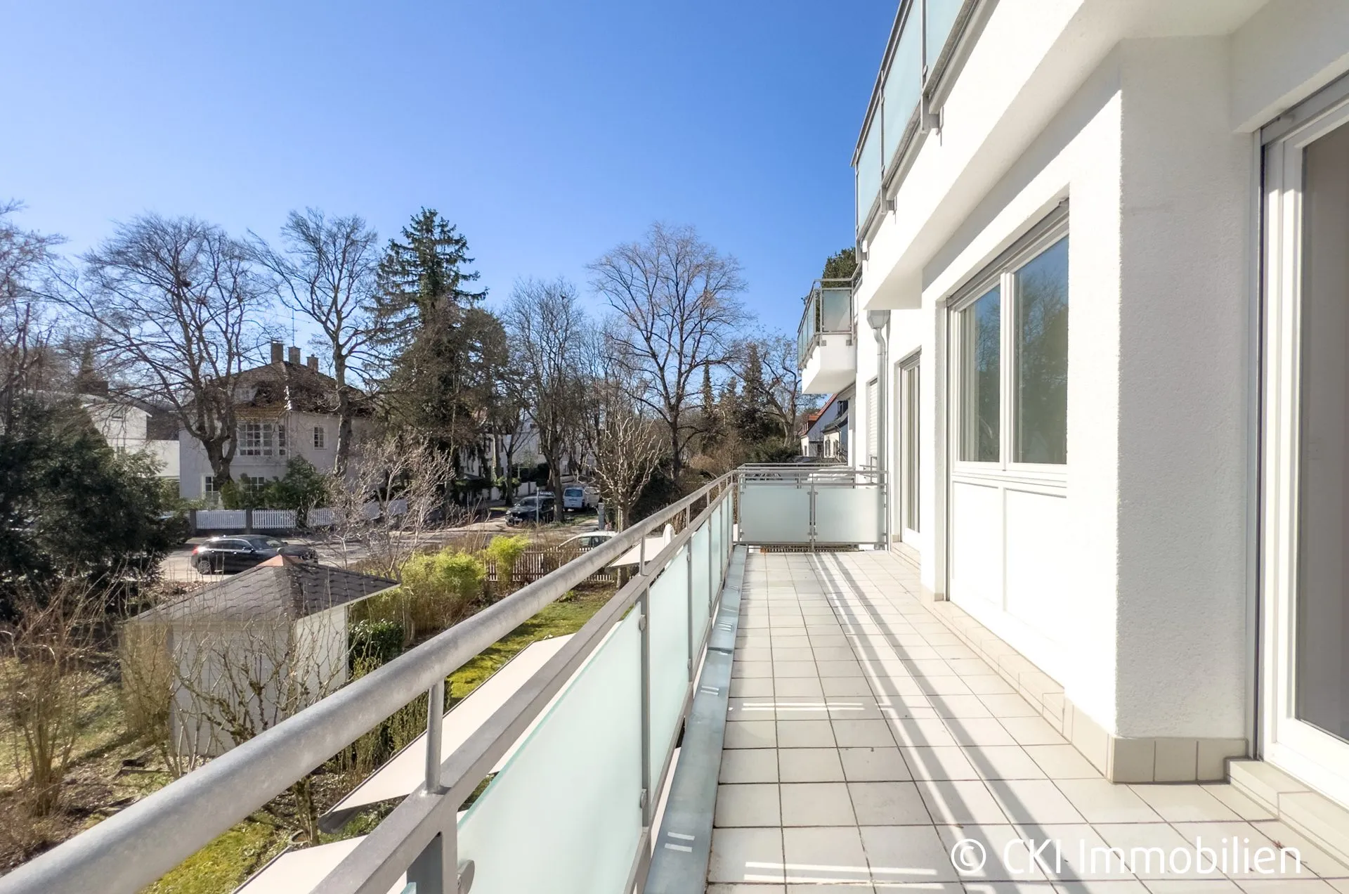 Immobilienangebot - München - Alle - Pasing-Obermenzing! Freie, sehr helle 2-Zi.-ETW mit großem Südbalkon in sehr schöner Wohnlage