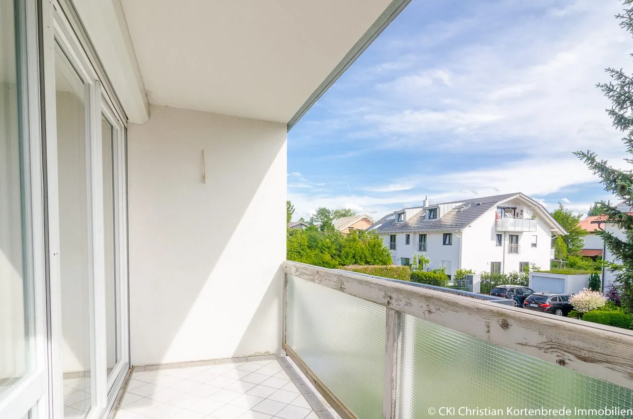 Immobilienangebot - Gauting - Alle - Ruhige 3 Zi.-Wohnung mit Südbalkon und eigenem Gartenanteil