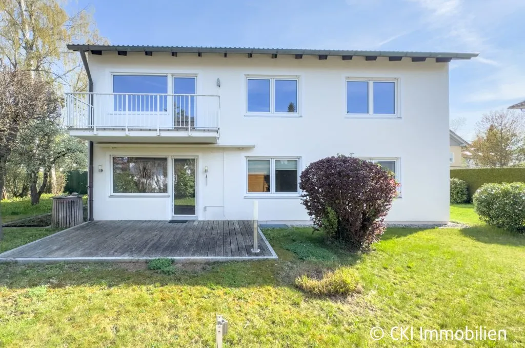 Immobilienangebot - Ottobrunn / Riemerling - Alle - Zweifamilienhaus in ruhiger Wohnlage von Riemerling mit vielfältigen Nutzungsmöglichkeiten