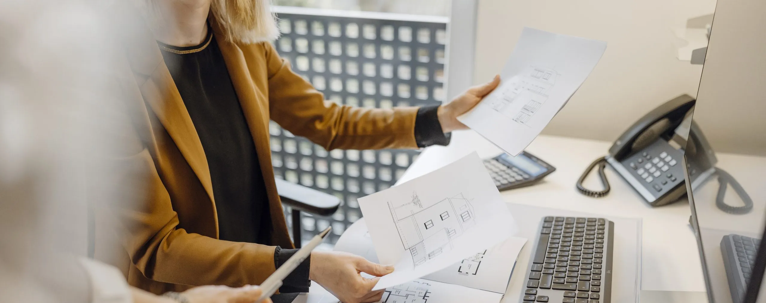 Nehmen Sie Kontakt mit CKI Immobilien auf