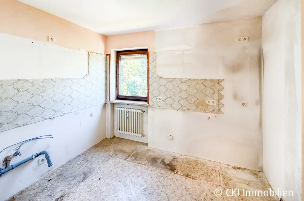 Immobilienangebot - München - Alle - München-Laim! Freie 2-Zi.-Wohnung mit Ostbalkon in U-Bahn-Nähe