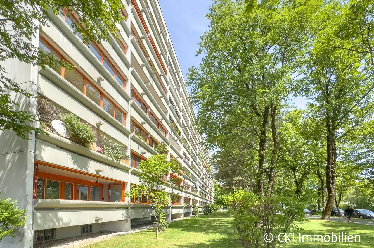 Immobilienangebot - München - Alle - Mü-Laim
Nähe U-Bahn "Westendstraße"!
Freie, sonnige 2 Zi.-ETW mit Südloggia