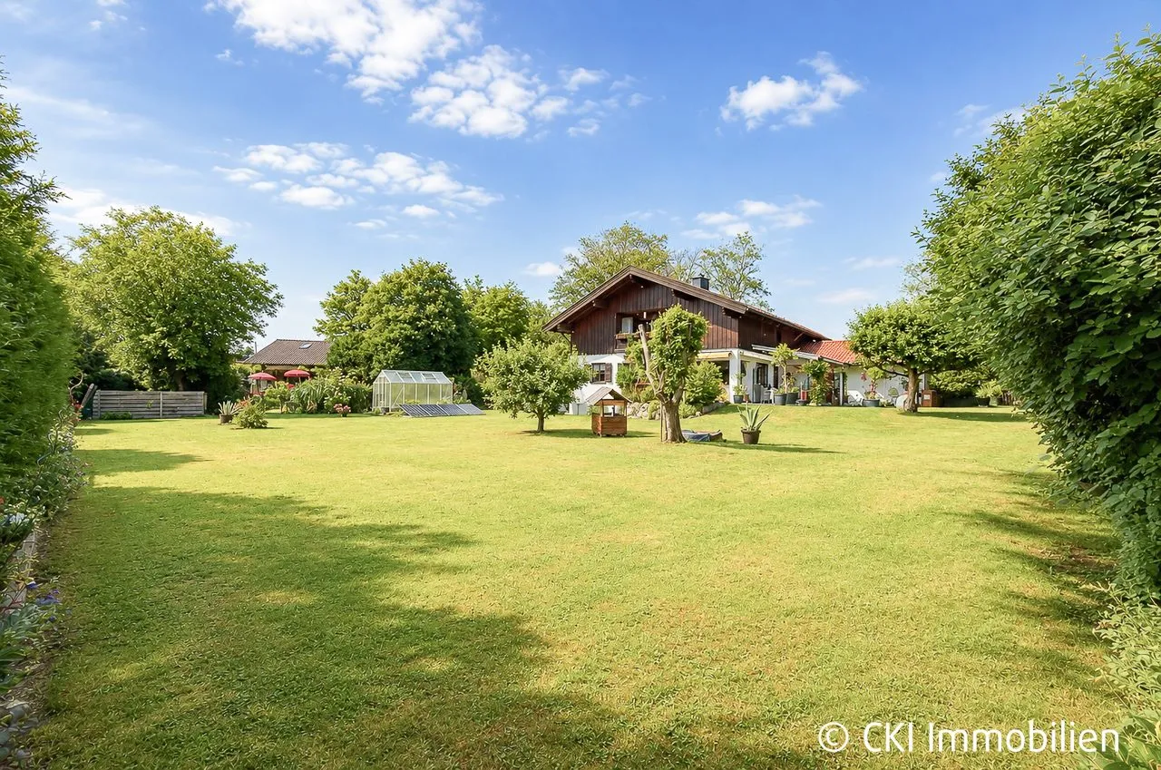 Immobilienangebot - Münsing - Alle - Nähe Starnberger See! Wohnhaus mit 2 vermieteten Wohneinheiten auf großem, sonnigen Grundstück