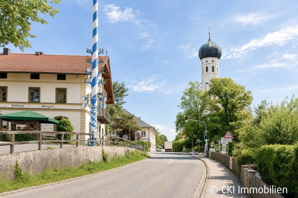 Immobilienangebot - Münsing - Alle - Nähe Starnberger See! Wohnhaus mit 2 vermieteten Wohneinheiten auf großem, sonnigen Grundstück