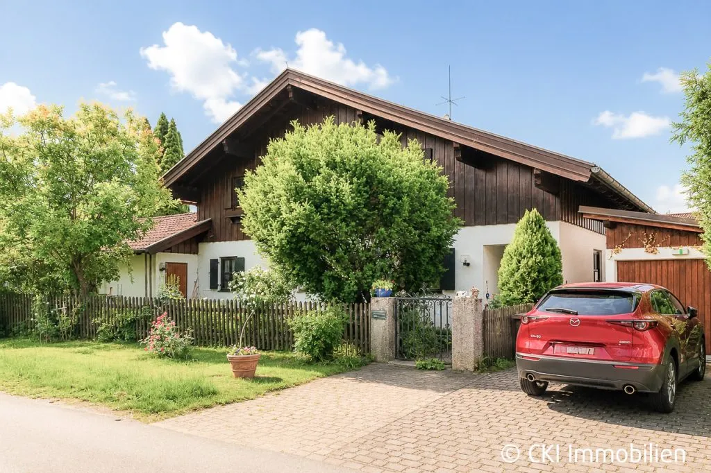 Immobilienangebot - Münsing - Alle - Nähe Starnberger See! Wohnhaus mit 2 vermieteten Wohneinheiten auf großem, sonnigen Grundstück