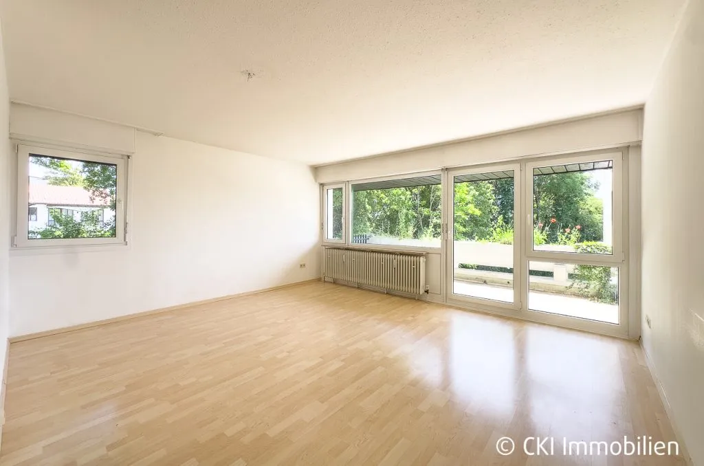 Immobilienangebot - Starnberg - Alle - Starnberg-Söcking! 
Freie 2 Zi.-ETW in ruhiger Lage
mit großem Südbalkon und Schwimmbad