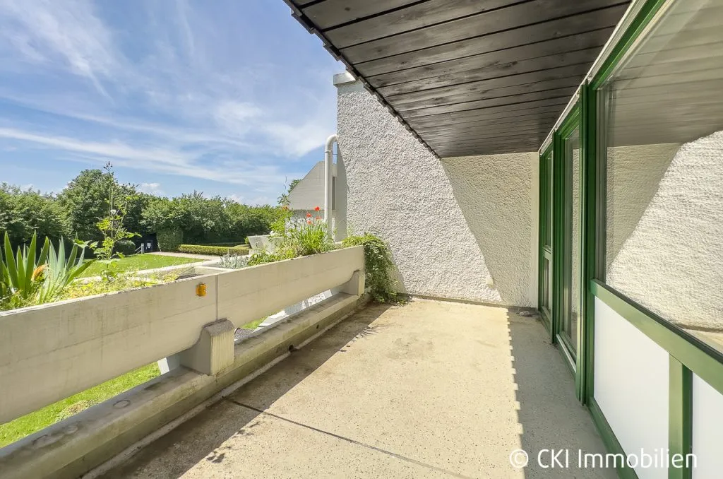 Immobilienangebot - Starnberg - Alle - Starnberg-Söcking! 
Freie 2 Zi.-ETW in ruhiger Lage
mit großem Südbalkon und Schwimmbad