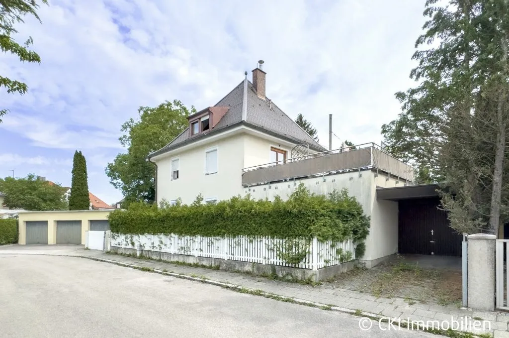 Immobilienangebot - München - Grundstücke - München-Sendling: Grundstück mit Altbestand & Baugenehmigung für ein exklusives MFH mit 5 Wohnungen