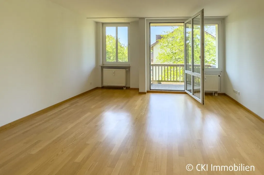Immobilienangebot - Höhenkirchen-Siegertsbrunn - Alle - Ruhig gelegene 2 Zi.-ETW 
mit Westbalkon 
in Höhenkirchen-Siegertsbrunn