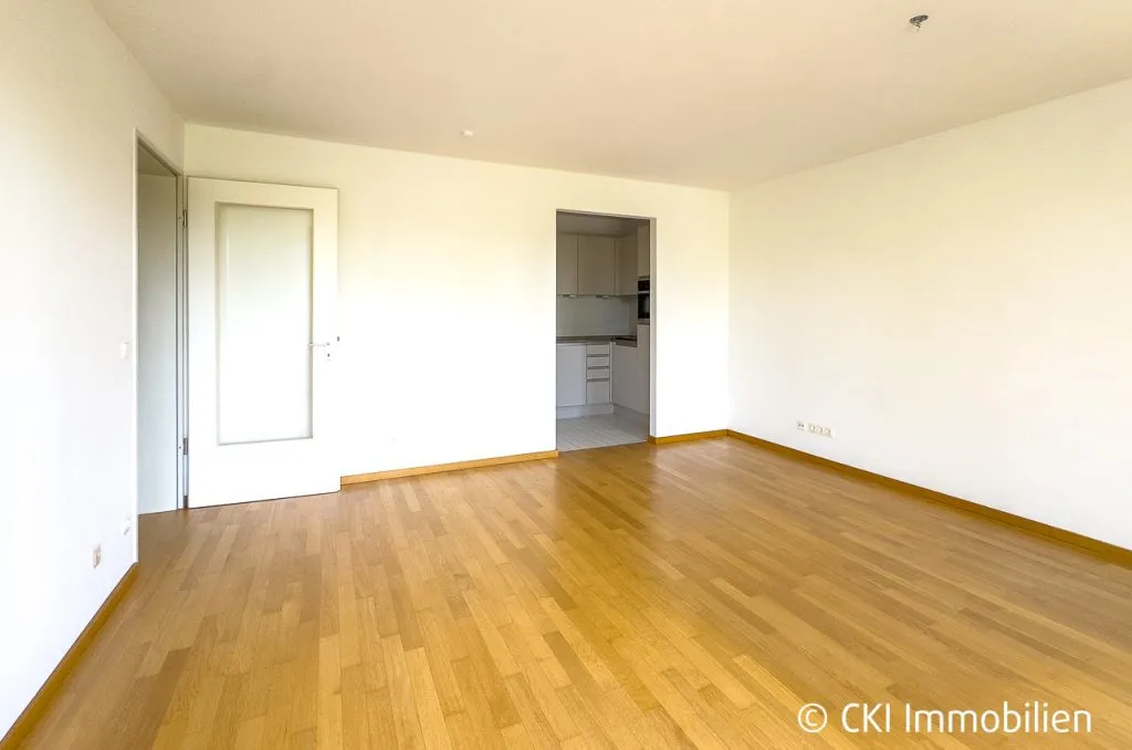 Immobilienangebot - Höhenkirchen-Siegertsbrunn - Alle - Ruhig gelegene 2 Zi.-ETW 
mit Westbalkon 
in Höhenkirchen-Siegertsbrunn