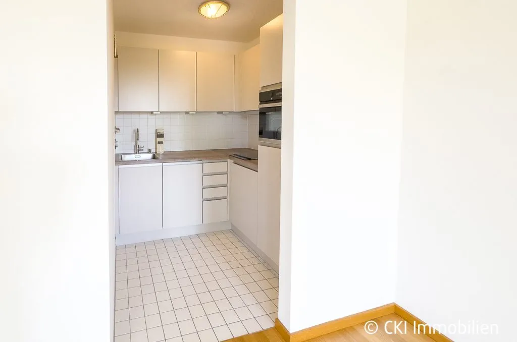 Immobilienangebot - Höhenkirchen-Siegertsbrunn - Alle - Ruhig gelegene 2 Zi.-ETW 
mit Westbalkon 
in Höhenkirchen-Siegertsbrunn