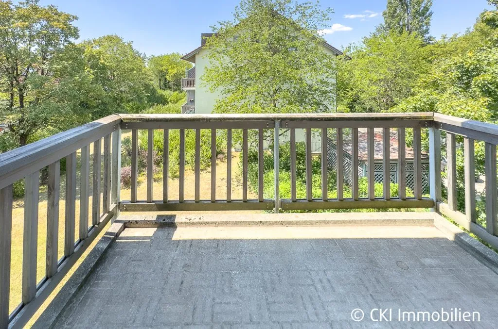 Immobilienangebot - Höhenkirchen-Siegertsbrunn - Alle - Ruhig gelegene 2 Zi.-ETW 
mit Westbalkon 
in Höhenkirchen-Siegertsbrunn