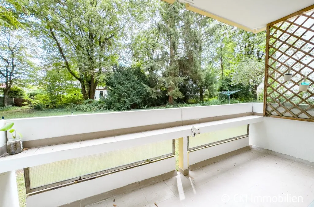 Immobilienangebot - Krailling - Alle - Krailling im Würmtal!
Freie 3 Zi.-EG-Wohnung mit Südostloggia