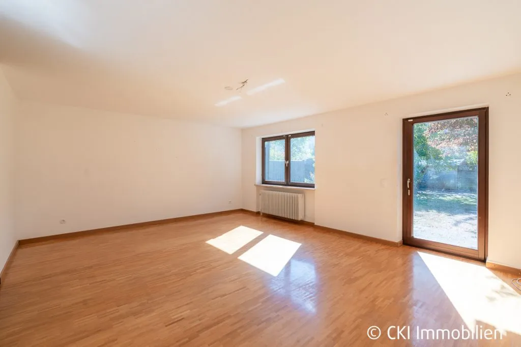 Immobilienangebot - Planegg - Alle - Planegg im Würmtal! Reihenmittelhaus mit viel Platz für Familien in zentraler Lage