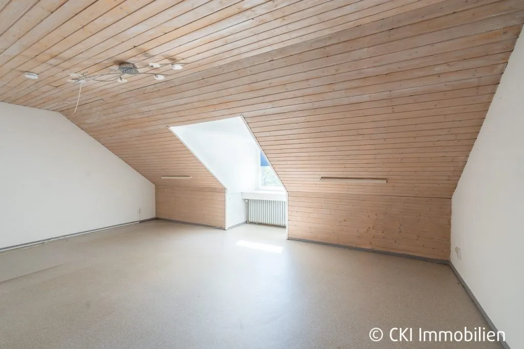 Immobilienangebot - Planegg - Alle - Planegg im Würmtal! Reihenmittelhaus mit viel Platz für Familien in zentraler Lage